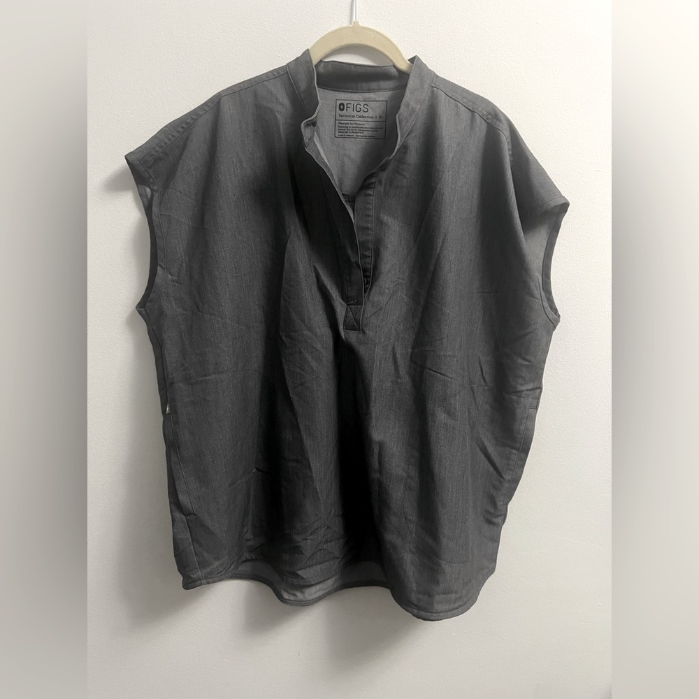 Figs Rafael Oversized Scrub Top - Graphite - Size XL